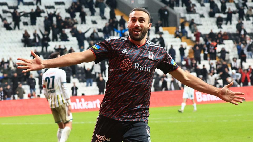 Cenk Tosun adeta küllerinden doğdu