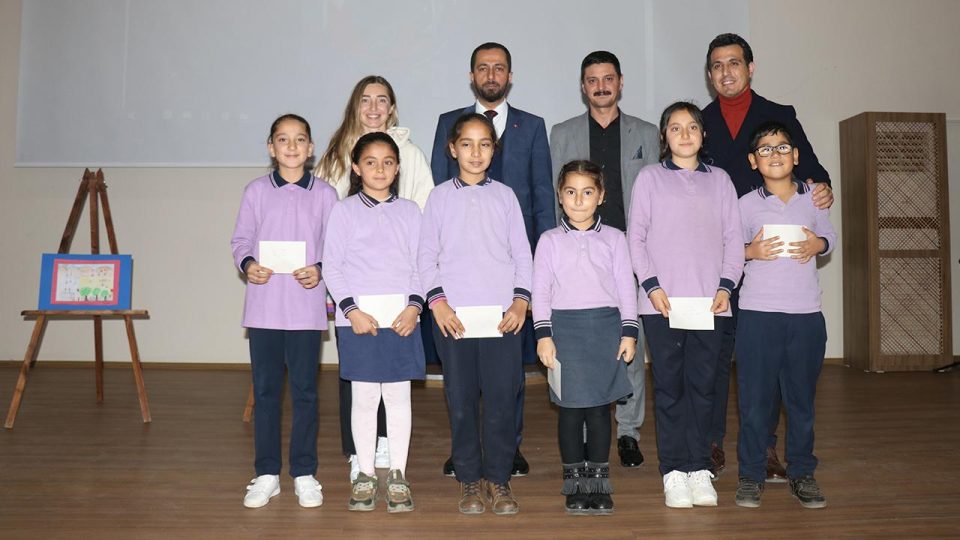 Milli dalgıç Şahika Ercümen Hatay’da öğrencilerle buluştu