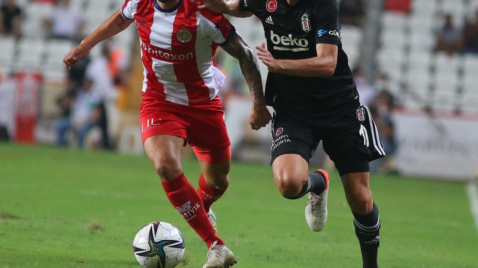 Beşiktaş-Antalyaspor maçının tarihi belli oldu