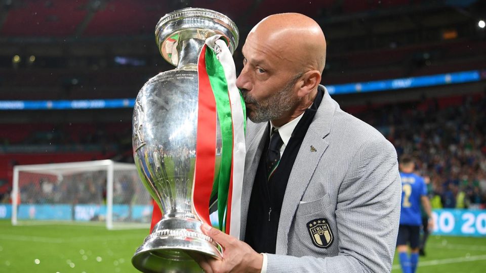 Eski İtalyan futbolcu Gianluca Vialli kansere yenik düştü