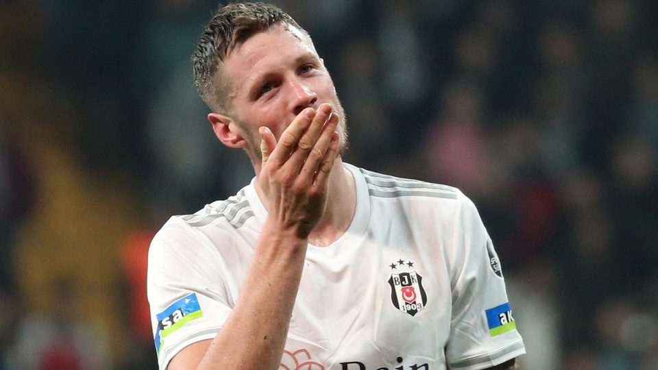 Wout Weghorst Beşiktaş’tan ayrıldı